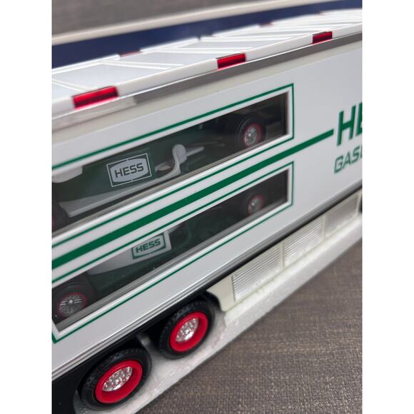 Hess 2003 Toy Truck and Racecars Christmas Collectible Toy Brand New In Box - Picture 9 of 9